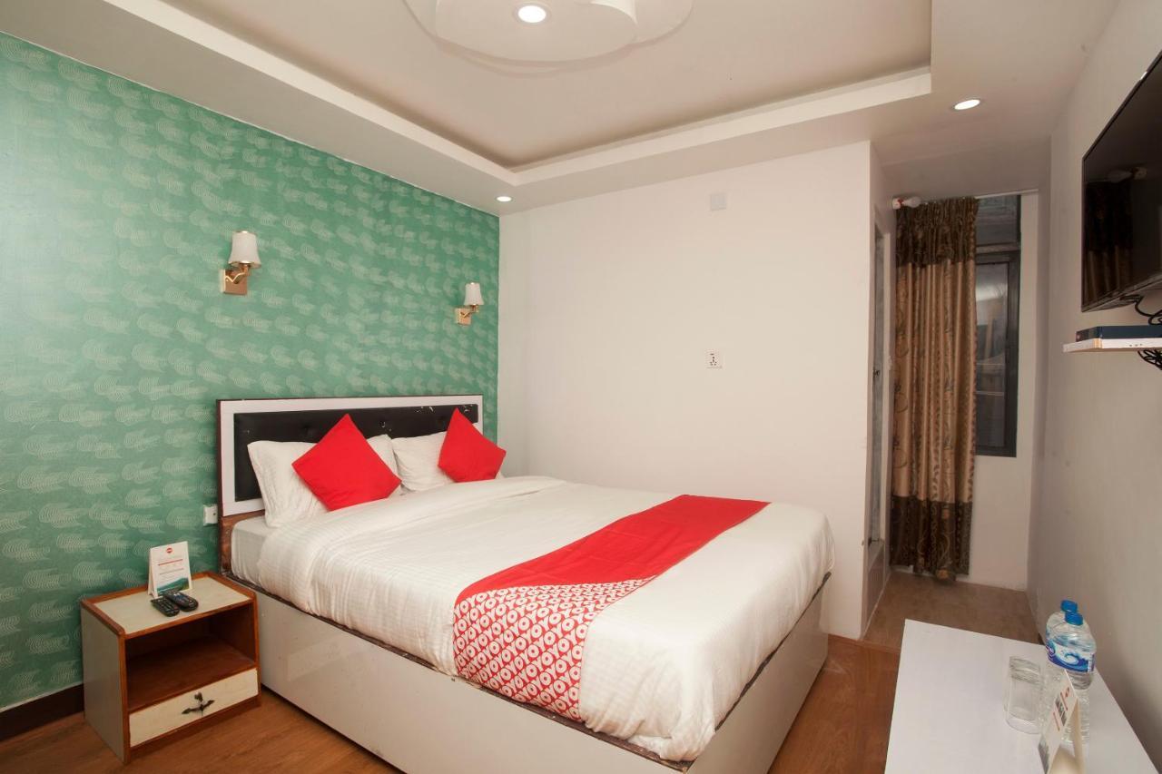 Hotel Oyo 776 Royal Valley Imadol