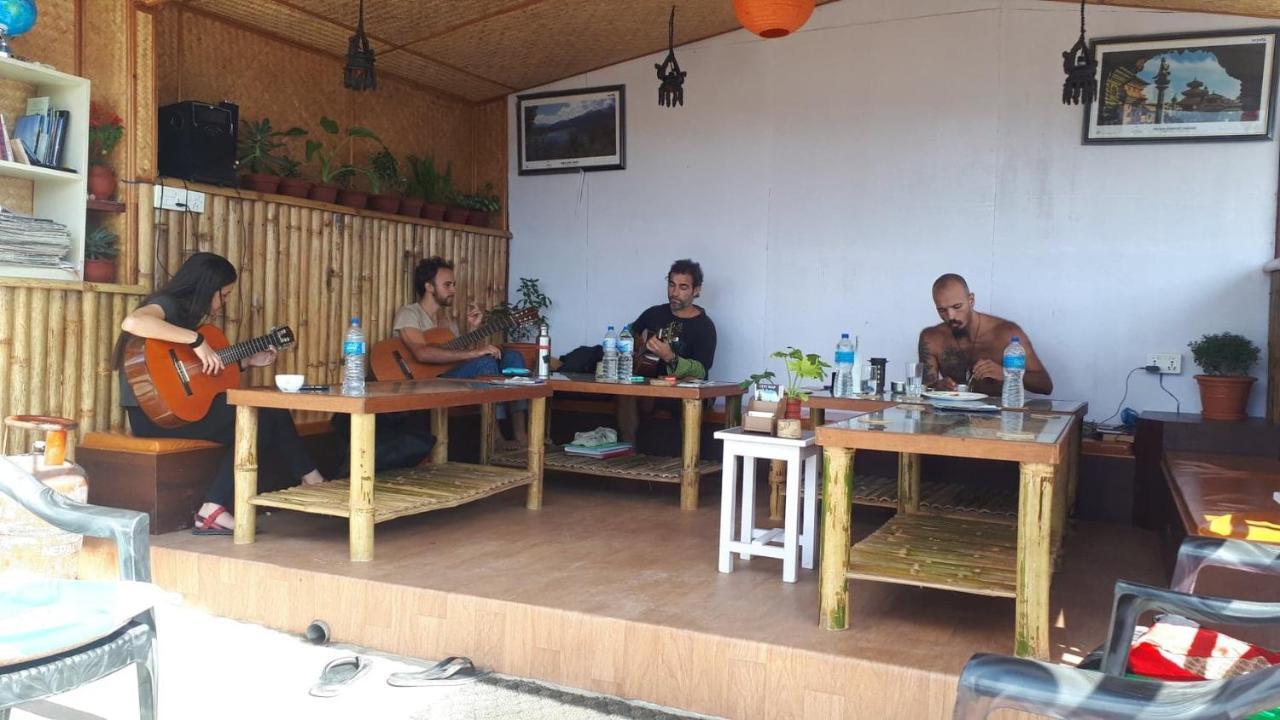 Asrama Voyage *