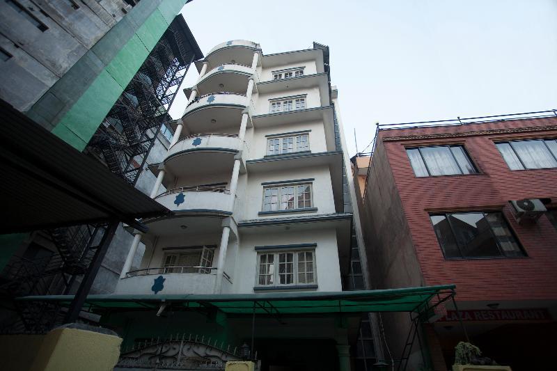 Hotel Oyo 381 Pashupati Plaza
