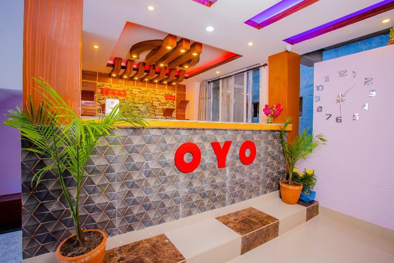Oyo 303 Luxury 3*