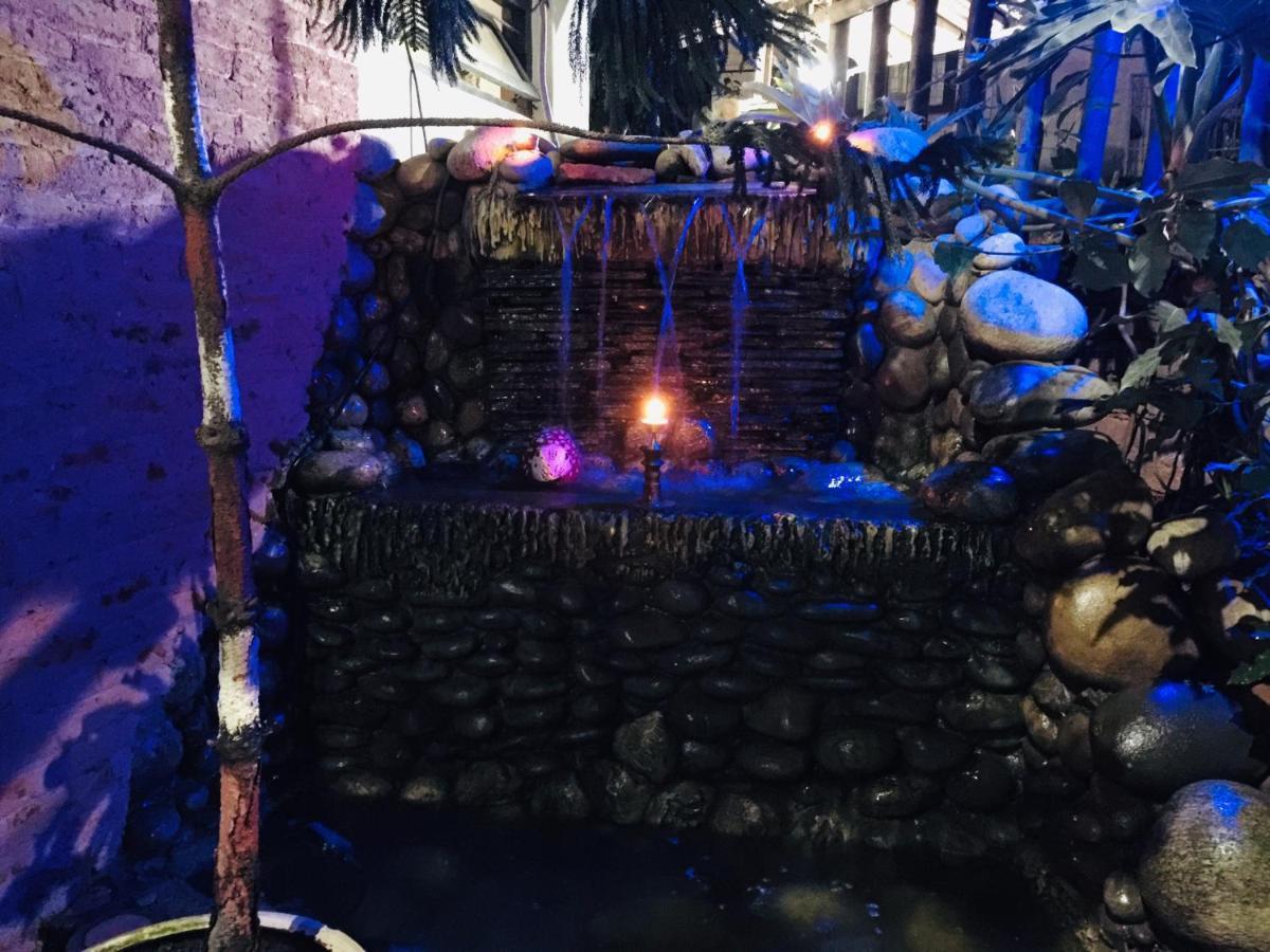 Hotel Lotus Buddha 2*