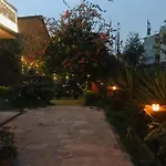 Hotel Lotus Garden