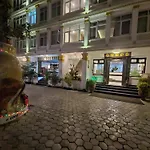 Durbar Hotel & Residence