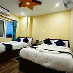 Hotel Krishna Kunj