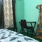 Diamond Home Stay - Private Rooms