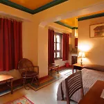 Vajra Hotel