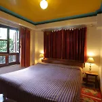 Vajra Hotel