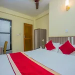 Oyo 297 Hotel Aayam
