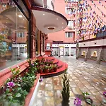 Tibet Boutique Hotel