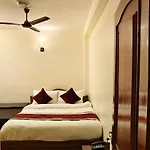 Pashupati Darshan Hotel