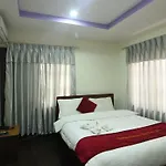 Hotel Golden Eye