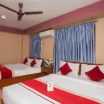 Oyo 174 Shiva Shankar Hotel