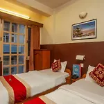 Spot On 169 Hotel Cosmic