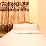 Spot On 397 Hotel Triveni Guest House