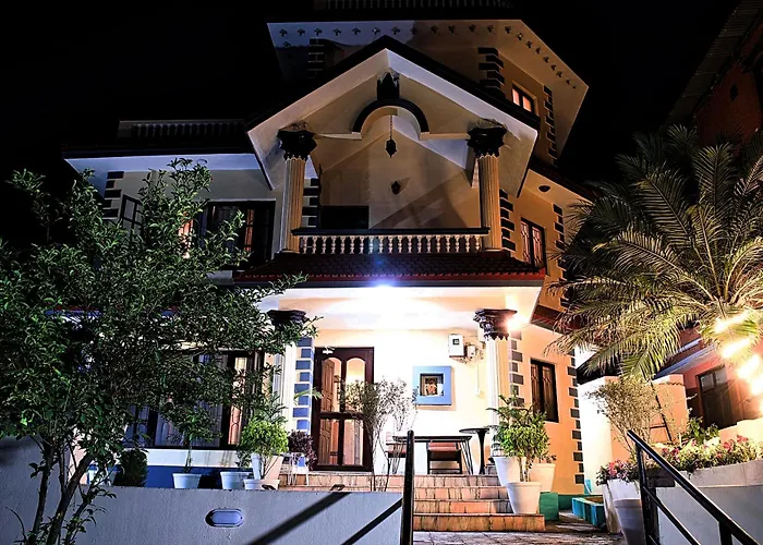 Wanderer\'S Home Double Bedrooms With Living And Kitchen - A Home Away From Home