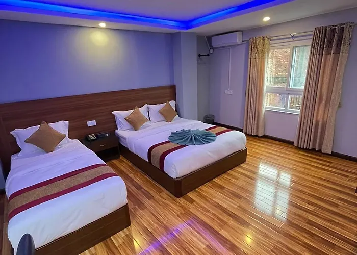 Hotel Seven Eleven