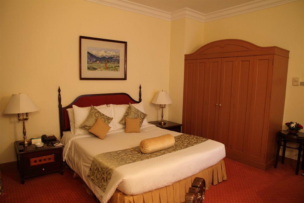 Hotel The Everest