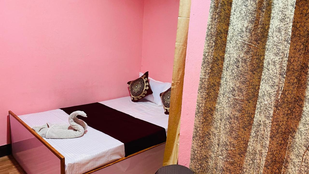Guest house Boudha And *