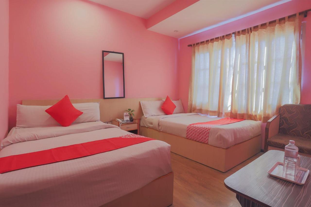 Oyo 789 Shivam Plaza 3*