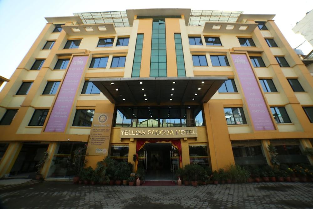Hotel Yellow Pagoda