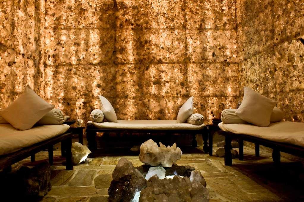 The Dwarika S Hotel *
