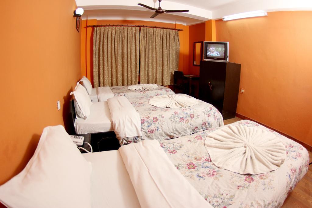 Bag Packer's Guest house 3*