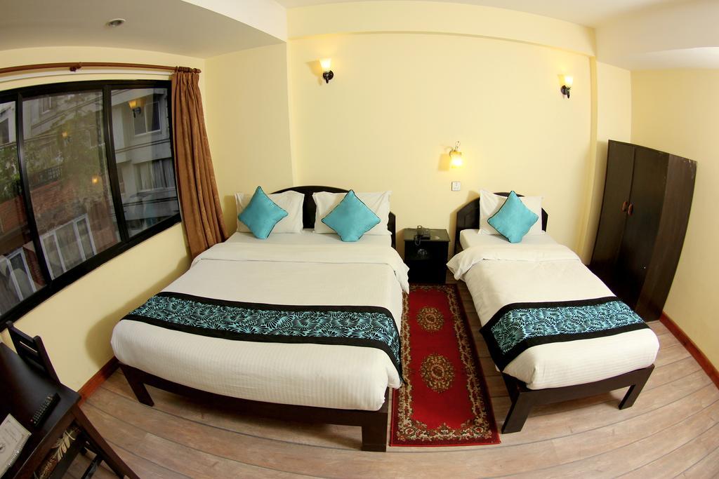 Bag Packer's Guest house 3*