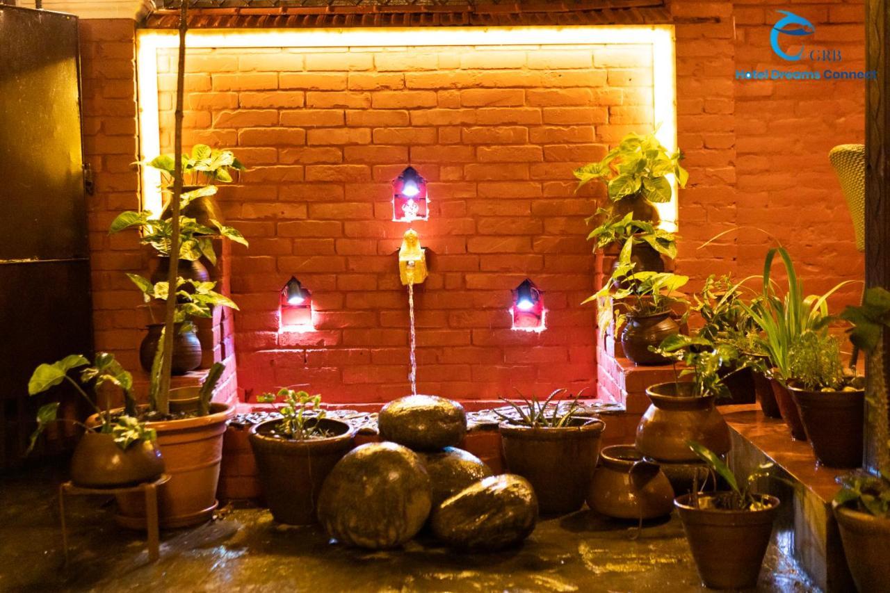 Bed & Breakfast Dreams Connect Grb *
