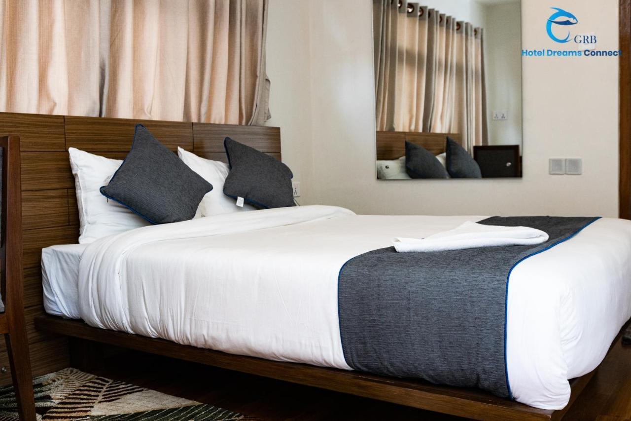 Bed & Breakfast Dreams Connect Grb