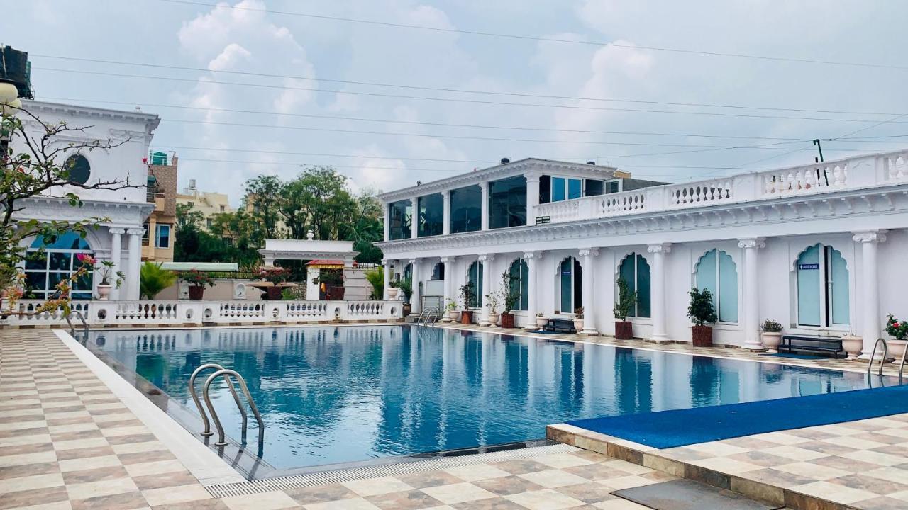 Hotel Dream Palace 3*