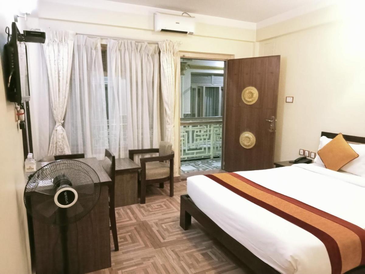 Boudha Stupa View Bed & Breakfast