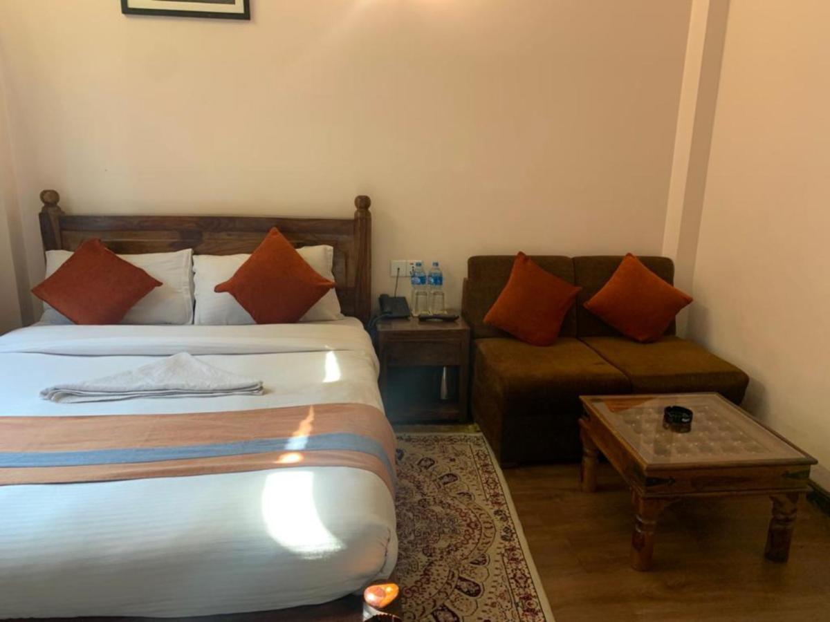 Ramanam Hotel 2*
