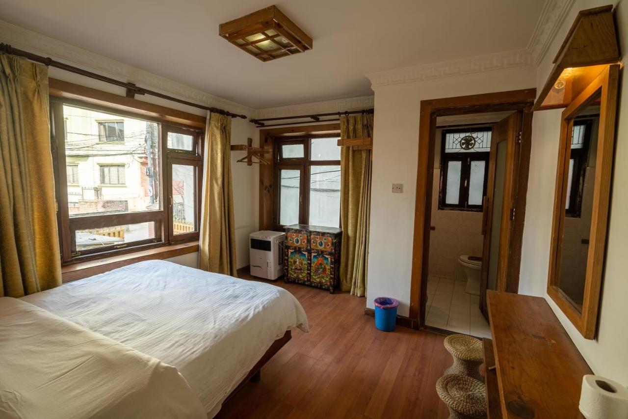 Ganesh Himal 3*