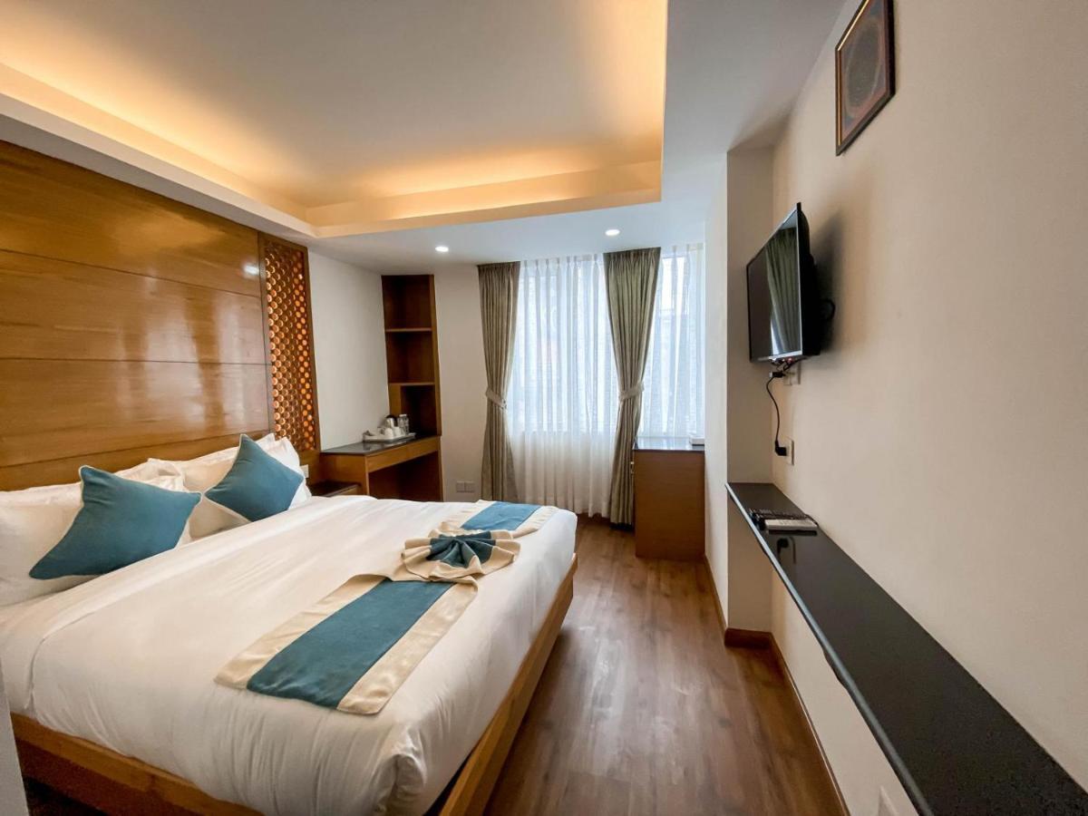 Tradition & Hotel