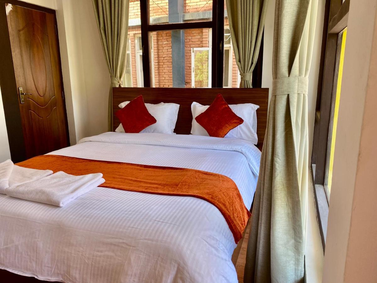 Pala Hotel 2*