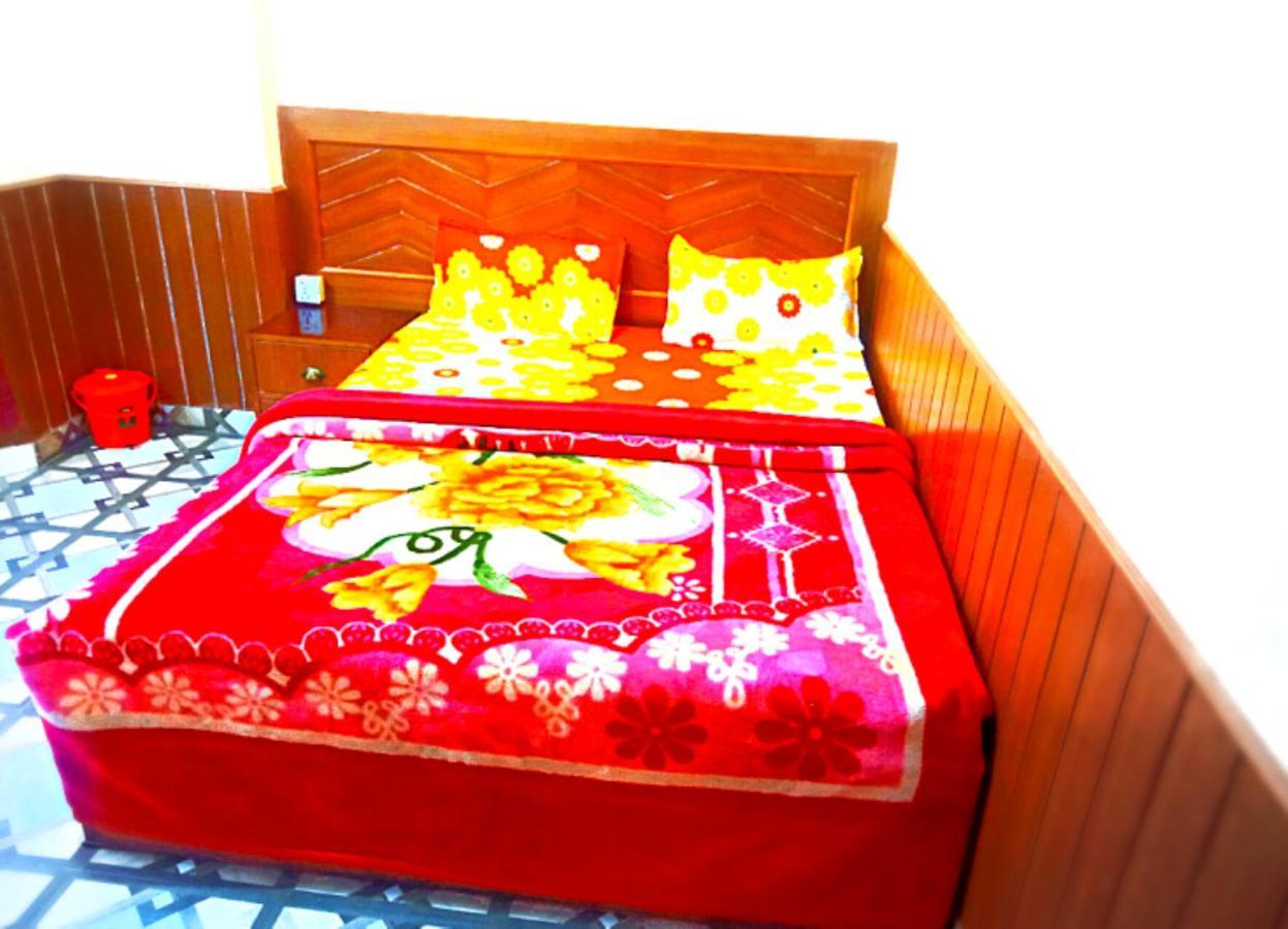 Guest house Shri Holy Family *