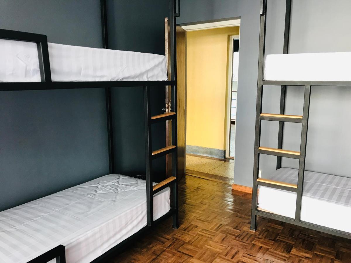 Alobar1000 Hostel