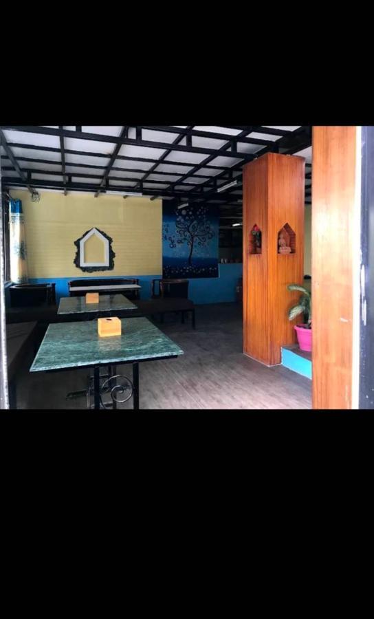 Casa de hóspedes Double Tree Hill Side