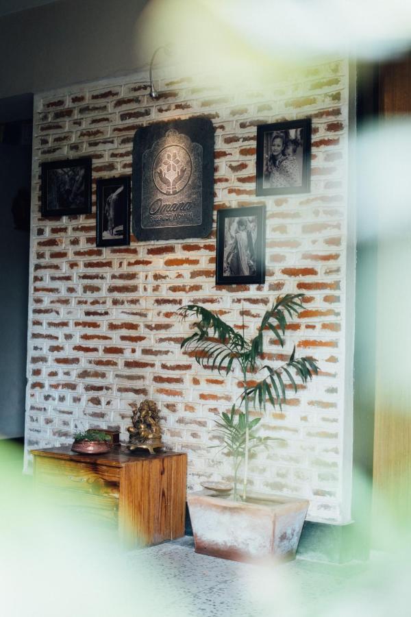 Omana * Kathmandu