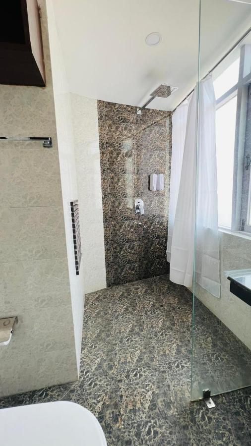 Durbar & Hotel 3*