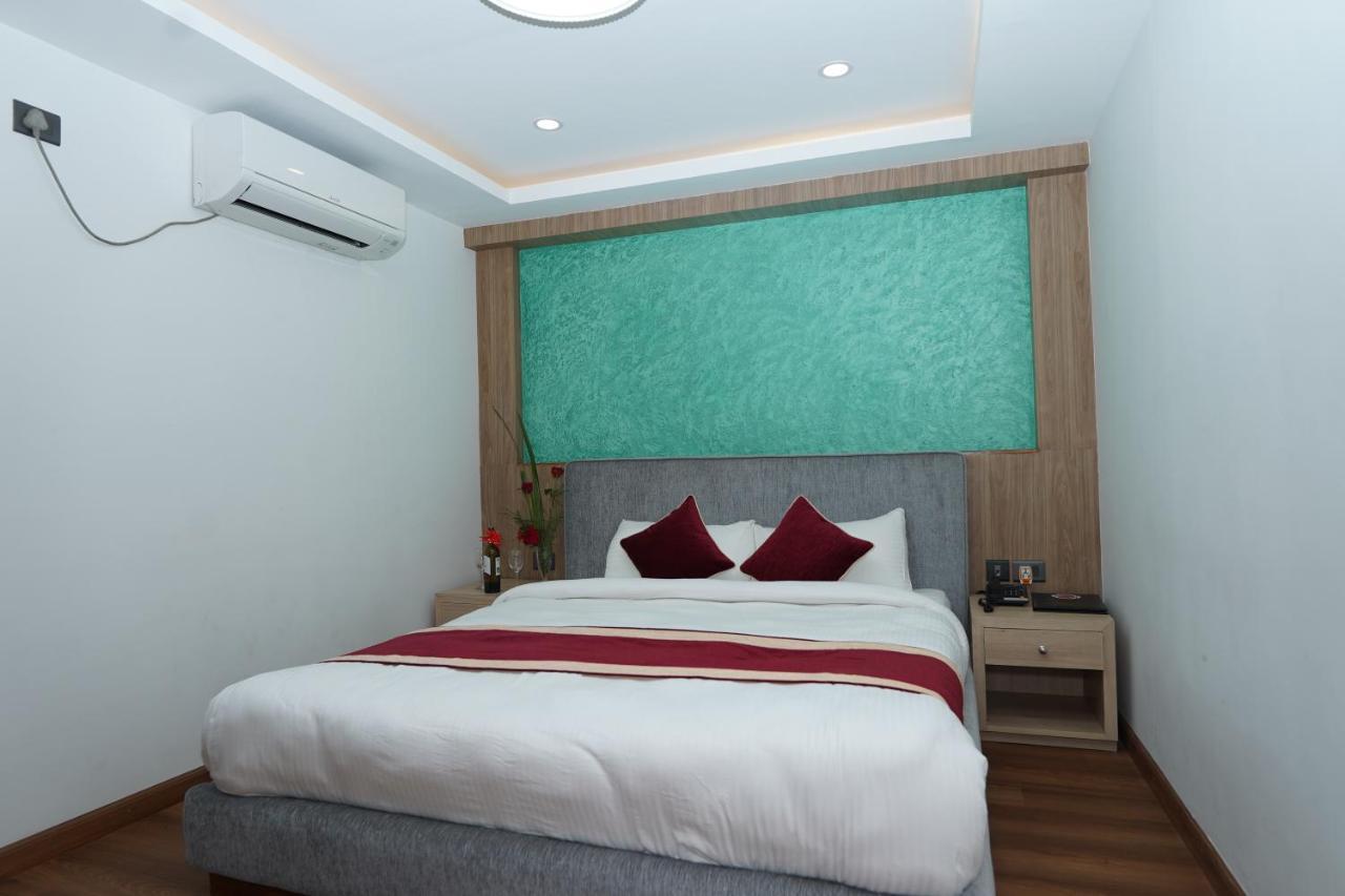 Hotel Lotus Shine & Amenities 4*