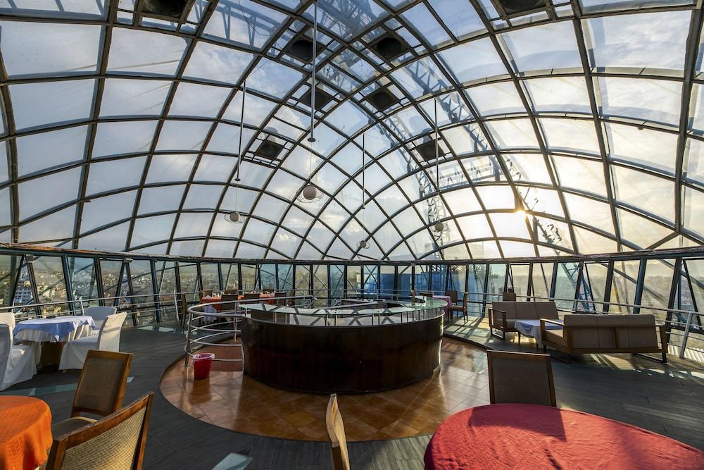 Hotel Airport 4*
