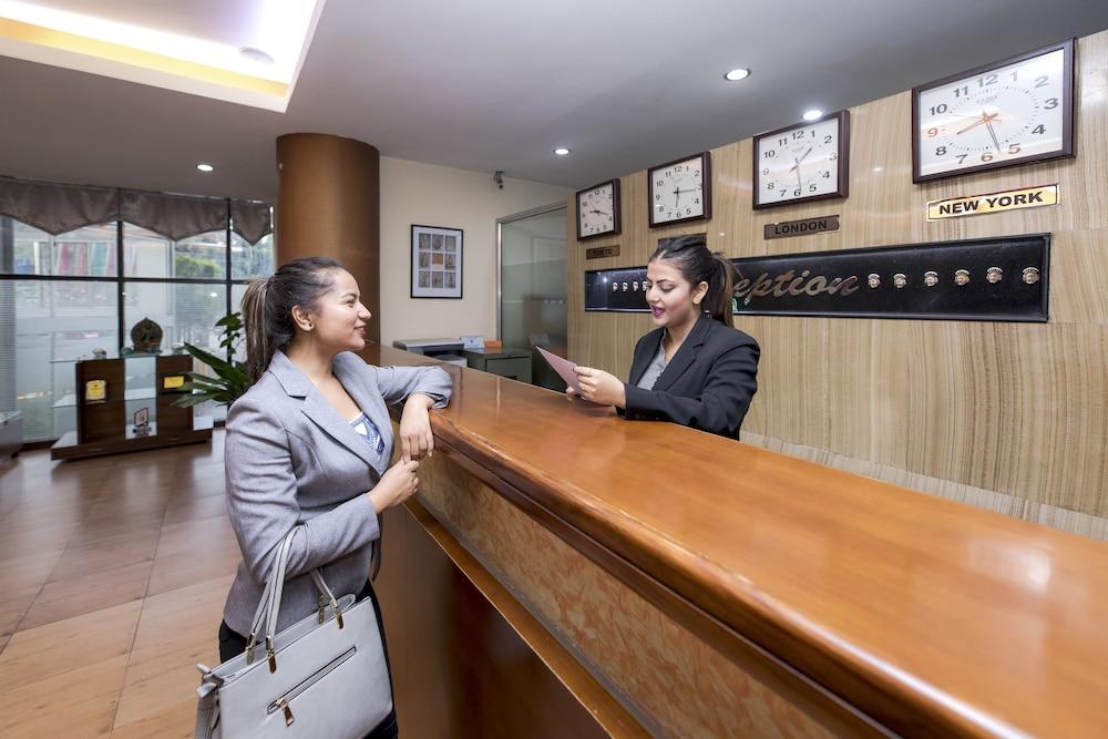 Airport Hotel 4*