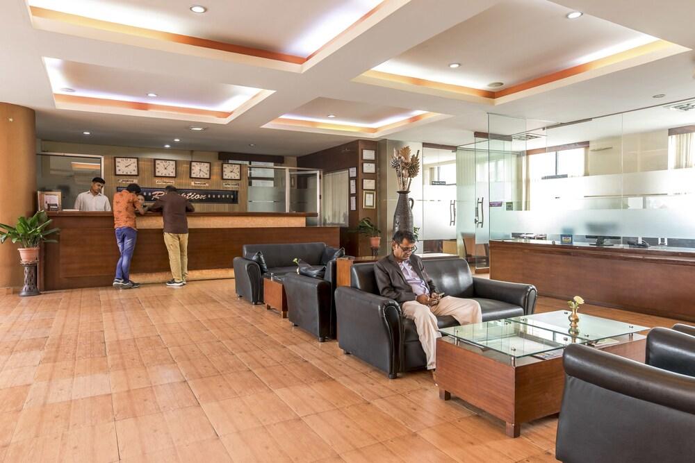 Airport 4*
