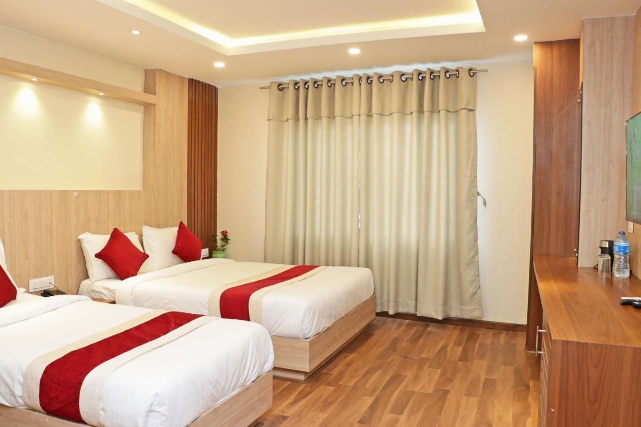 Hotel Nilakantha Pvt. Ltd 3*