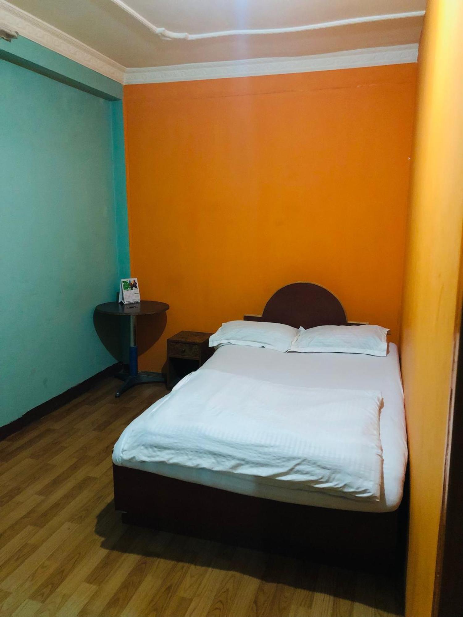 Sara's Backpackers * Kathmandu