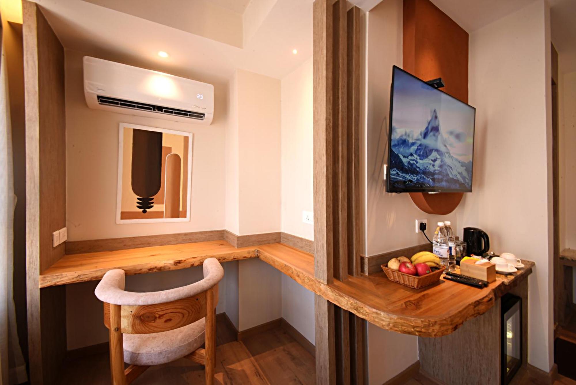 Daali & 3* Kathmandu