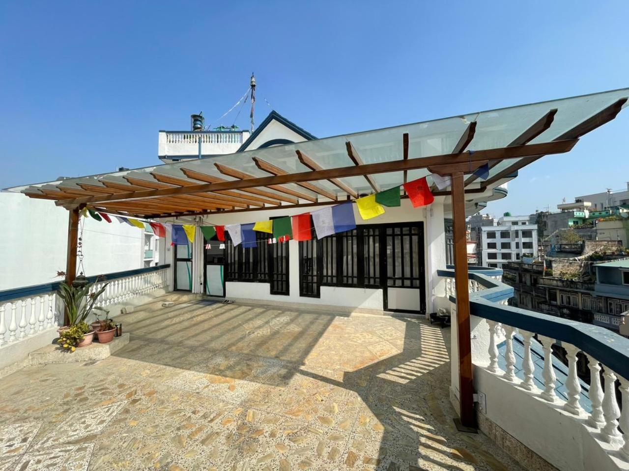 Dzambala Guest house *