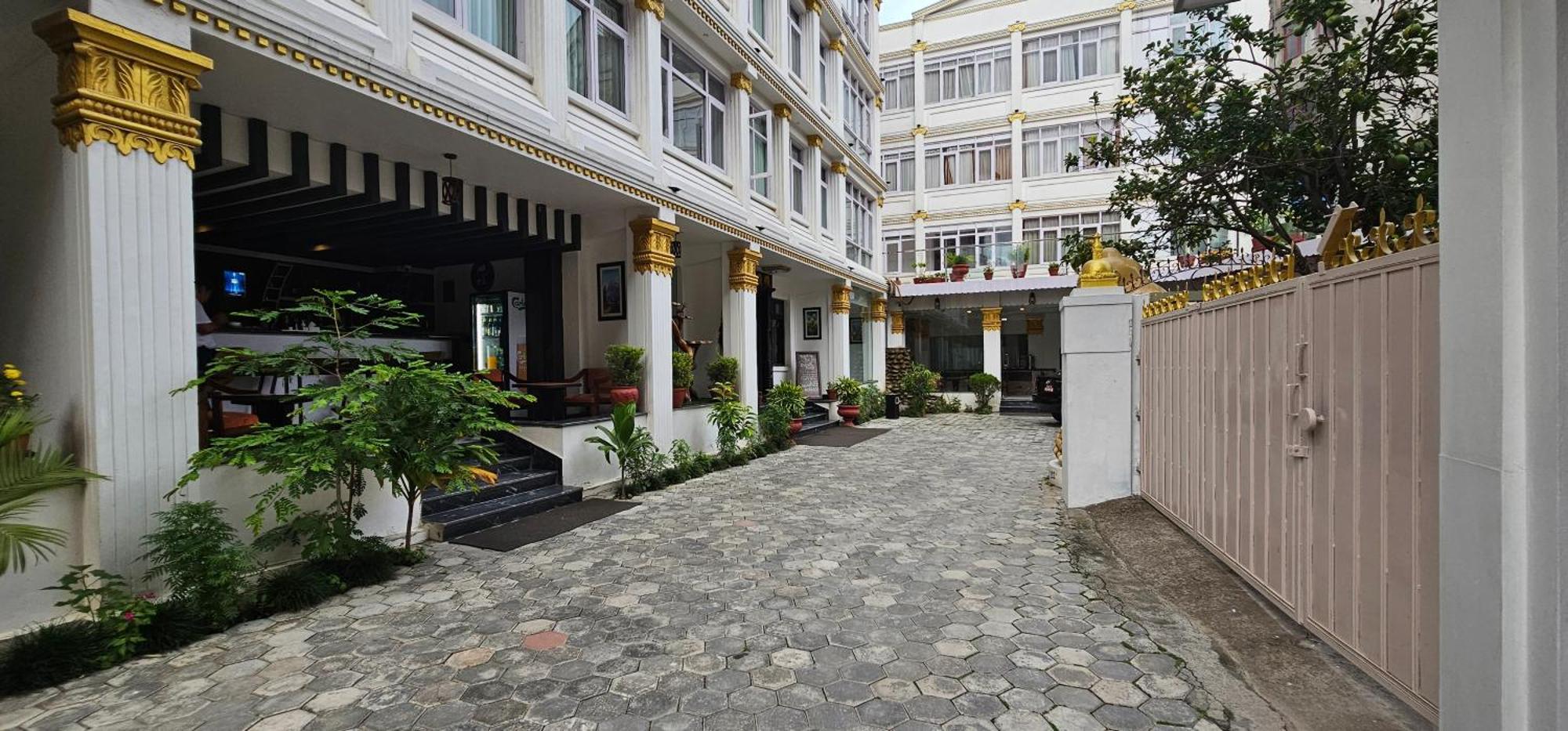Durbar & 3* Kathmandu