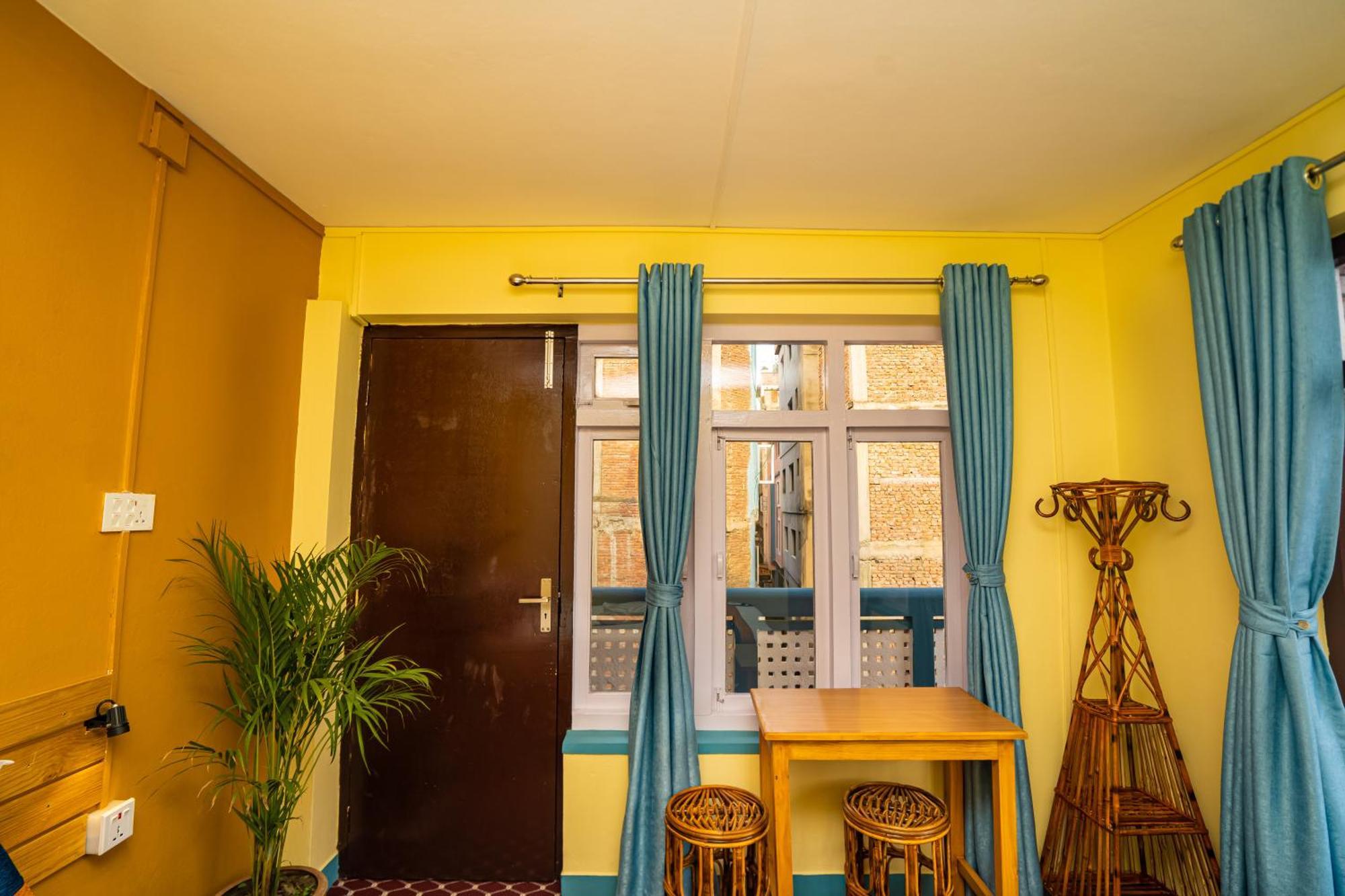 Hostel Kwabahal Boutique *